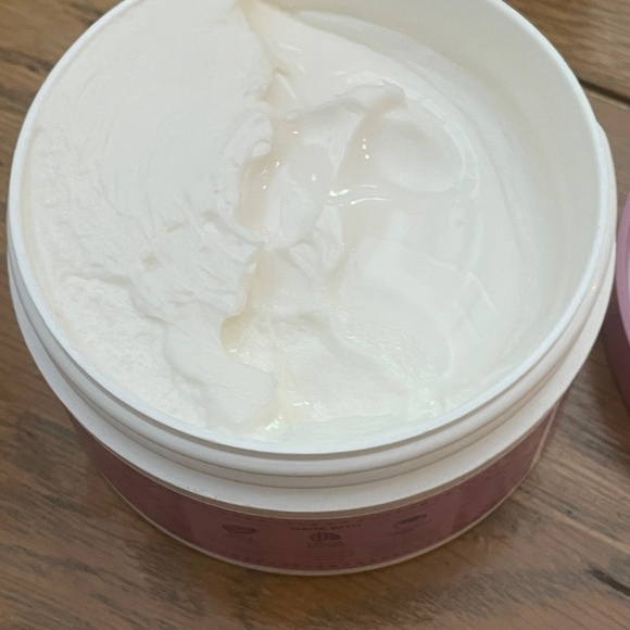 Bath Body Works Passionfruit & Banana Flower Body Butter & Fragrance Mist-NEW - Picture 6 of 7